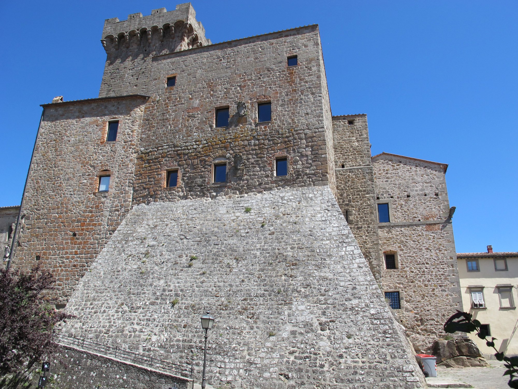 Arcidosso,_rocca_aldobrandesca_sailko