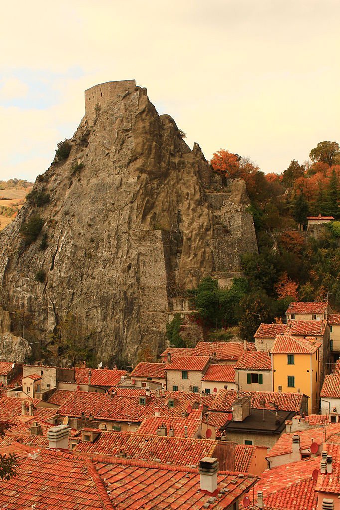 roccalbegna-fortezza-alienautic